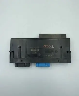 BMW 3 E90 E91 Central body control module 9176880 9176879 10681810