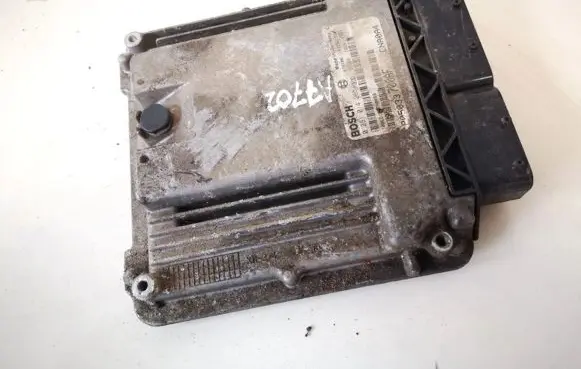 Chrysler Sebring (JS) Engine control unit/module 0281014265 p05033700af