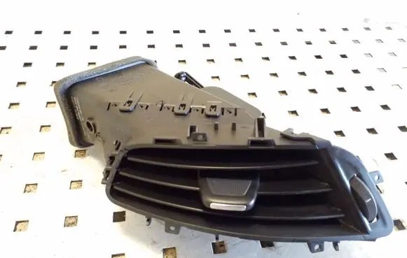 Opel Zafira C Dash center air vent grill 330188061