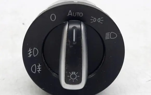 Light switch