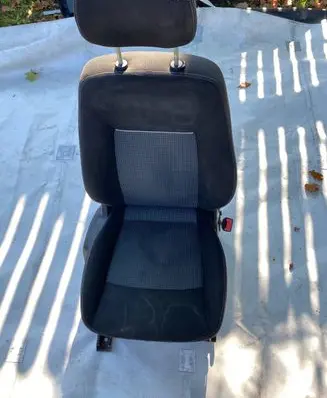 Front passenger seat
