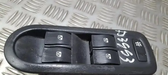 Renault Scenic II - Grand scenic II Electric window control switch 156018070