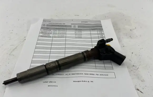 Fuel injector