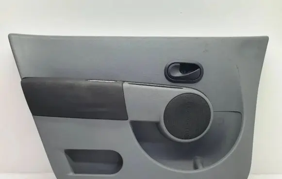 Renault Modus Front door card panel trim