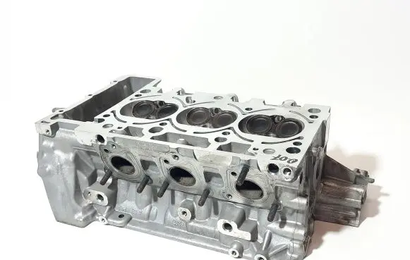 Audi A5 8T 8F Engine head 06E103403A 06E103403