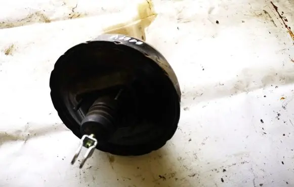 KIA Sportage Brake booster 585002y870 58500-2y870