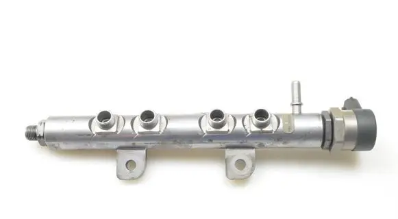 Jaguar XF X250 Fuel main line pipe 9X2Q9D280EA
