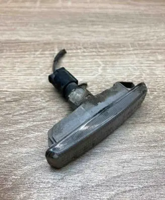 BMW 5 E39 Front fender indicator light 9407958 2496299 WithPlug