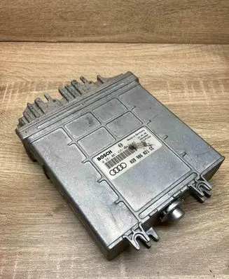 Audi A4 S4 B5 8D Engine control unit/module ECU 028906021CE 0281001425
