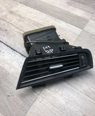 Dashboard side air vent grill/cover trim