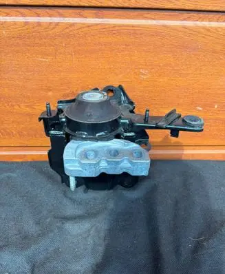 Toyota Yaris Cross Engine mount vacuum valve