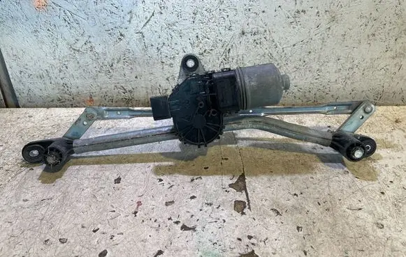 Alfa Romeo 159 Wiper motor 0390241915