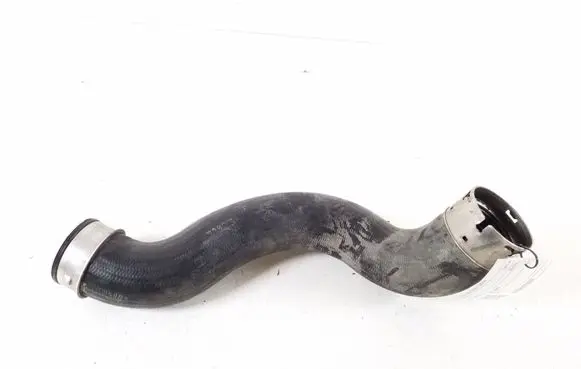 Mercedes-Benz CLS C218 X218 Intercooler hose/pipe A2045280682
