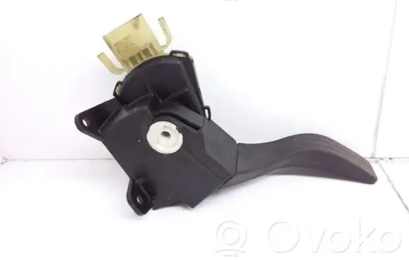 Ford Focus Accelerator throttle pedal 2M519F836BC