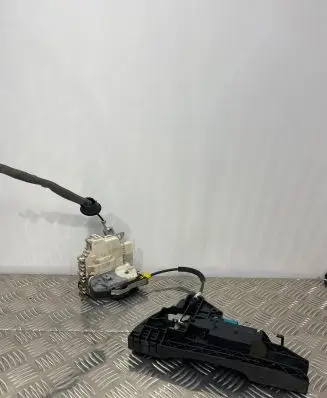 Audi A7 S7 4G Front door lock 8J1837016D 4H0837886