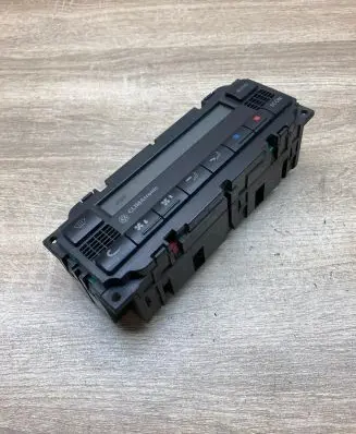 Volkswagen PASSAT B5.5 Climate control unit 3B1907044H