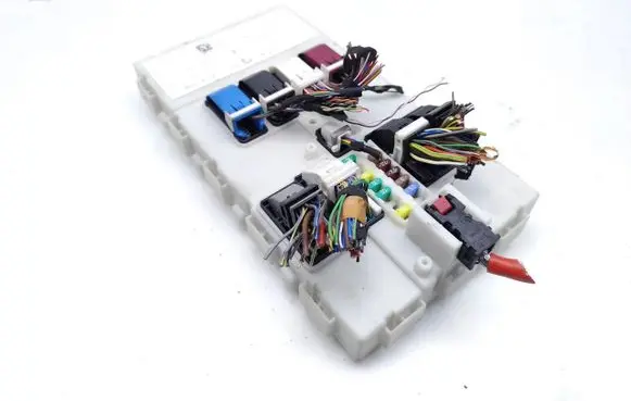 Mini One - Cooper R57 Central body control module 9369635 6135936963501