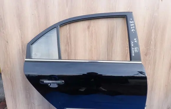 Hyundai Sonata Rear door