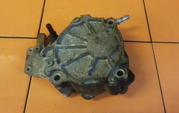 Ford S-MAX Vacuum pump D171B1C2