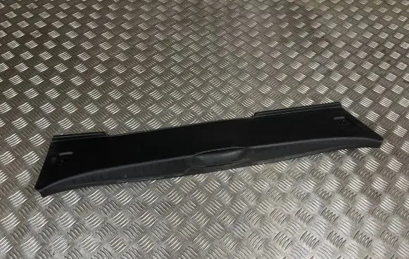Peugeot 208 Other trunk/boot trim element