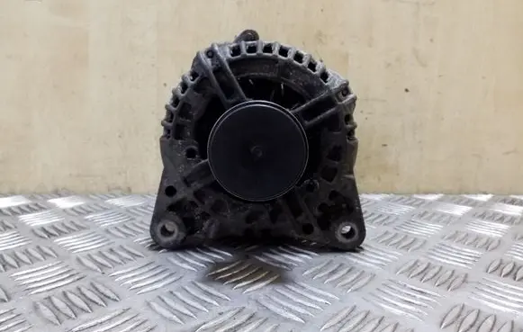 Nissan Juke I F15 Generator/alternator 0124525140 23100JD10A