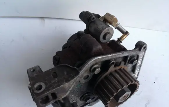 Ford Mondeo MK IV Fuel injection high pressure pump 9676289780 5WS40893 A2C53384062