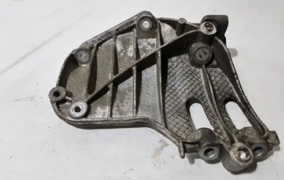 BMW 5 F10 F11 A/C compressor mount bracket 7585167 64557585167 68572910
