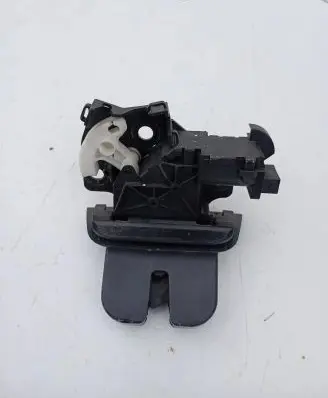 Audi Q7 4L Tailgate/trunk/boot lock/catch/latch 8P4827505B