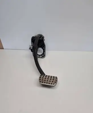 Mercedes-Benz ML W166 Brake pedal A1662901101