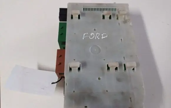 Ford Mondeo MK IV Comfort/convenience module 7G9T14A073DD 28130621 L5221