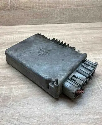Chrysler Voyager Engine control unit/module ECU P04727246AD 04745860 7246AD