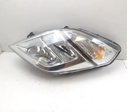 Nissan NV400 Headlight/headlamp 26060BZ50A 030127320100