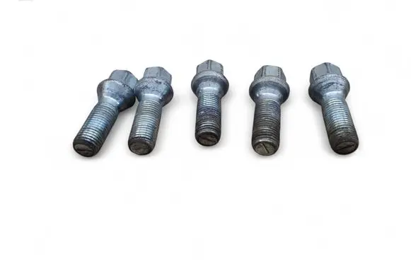 Mercedes-Benz E A207 Nuts/bolts 