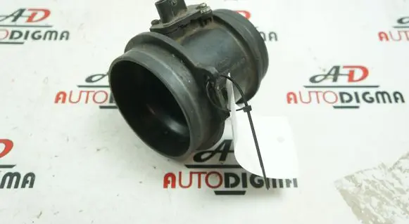 Volkswagen Touareg I Mass air flow meter 059906461N