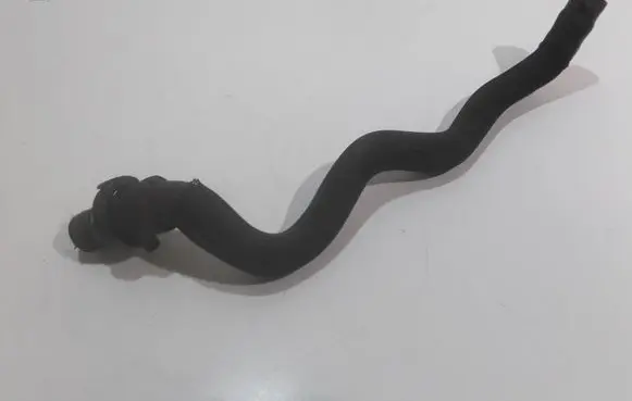 Volvo V60 Engine coolant pipe/hose