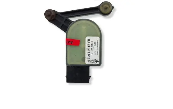 Volkswagen Touareg I Rear air suspension level height sensor 7L0616571B 15160100592