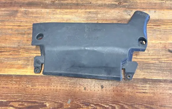 BMW 3 E46 Air intake duct part 7502842 8795130 LSA24