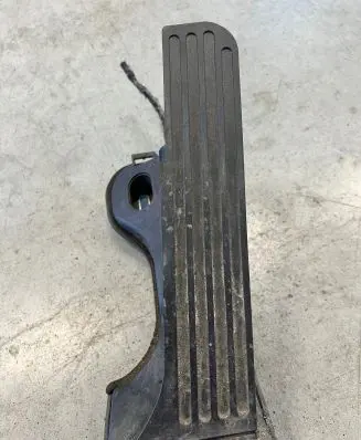 Volkswagen Caddy Accelerator throttle pedal 2K5723503A 6PV00868931
