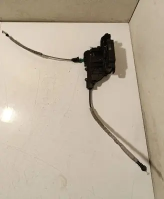 Mercedes-Benz Vito Viano W447 Front door lock A4477200035 ZGS005