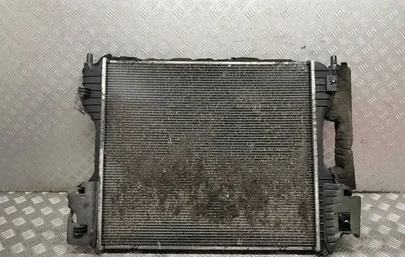Jaguar XJ X351 Coolant radiator