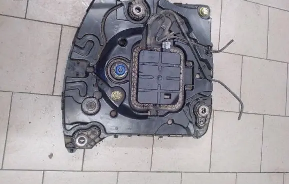 Peugeot 307 AdBlue liquid reservoir 9812914780