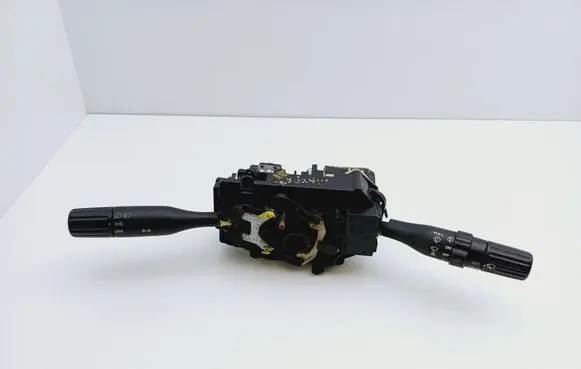 Mazda 323 Wiper turn signal indicator stalk/switch 178292