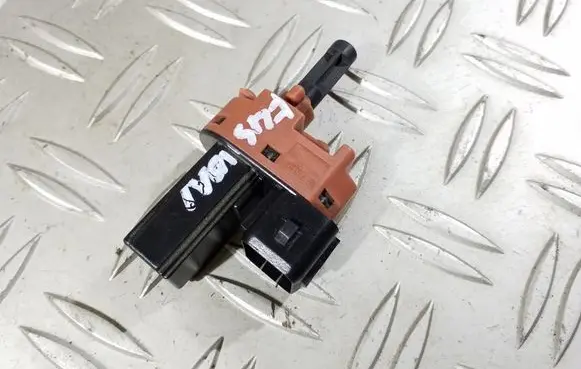 Clutch pedal sensor