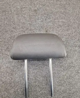 BMW X5 F15 Rear seat headrest 7480306