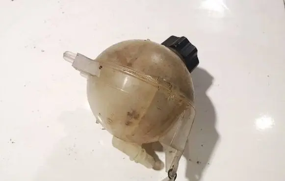 Citroen C4 I Picasso Coolant expansion tank/reservoir 965431073