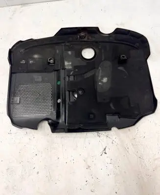 Mercedes-Benz C W204 Engine cover (trim) A6510101467 BBP187801