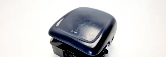 Ford Galaxy Ashtray (front) 7M0857961F 95VWAO4810BGW