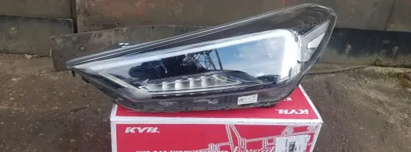 Hyundai Tucson TL Headlight/headlamp 92101D7710