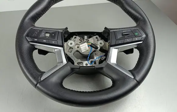Mitsubishi Outlander IV Steering wheel 647528200A
