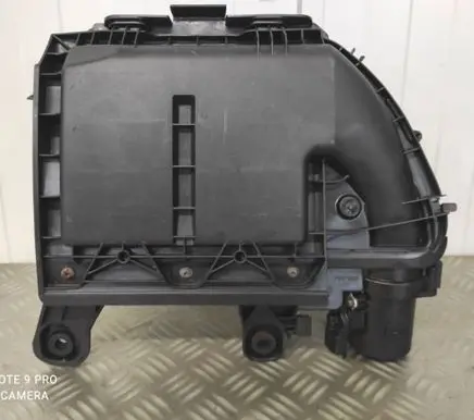 Peugeot 308 Air filter box 9673061080 70078W01 1039257